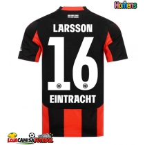 Camisa de Futebol Eintracht Frankfurt Hugo Larsson #16 Equipamento Principal 2025-26 Manga Curta